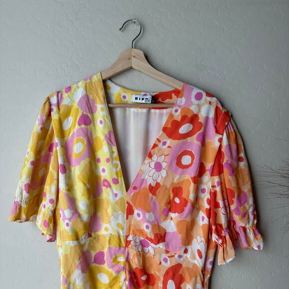 Rixo Ariel Floral Colorblock Ruffled V-Neck Short Sleeve Cocktail Maxi Dress 10 - Picture 3 of 10